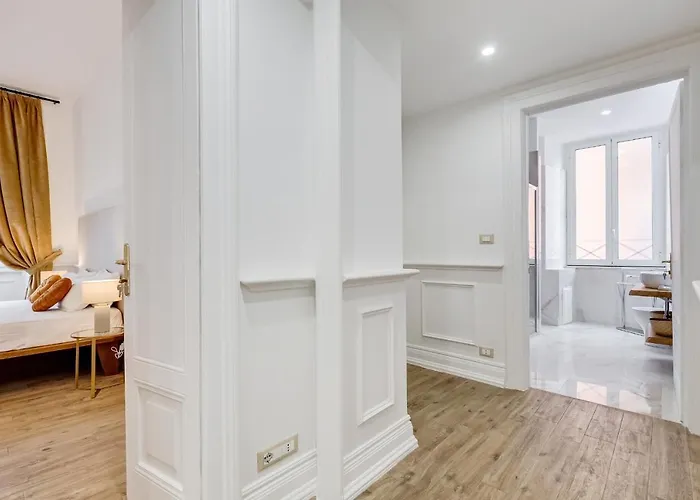 Monti Cavour 4* Roma